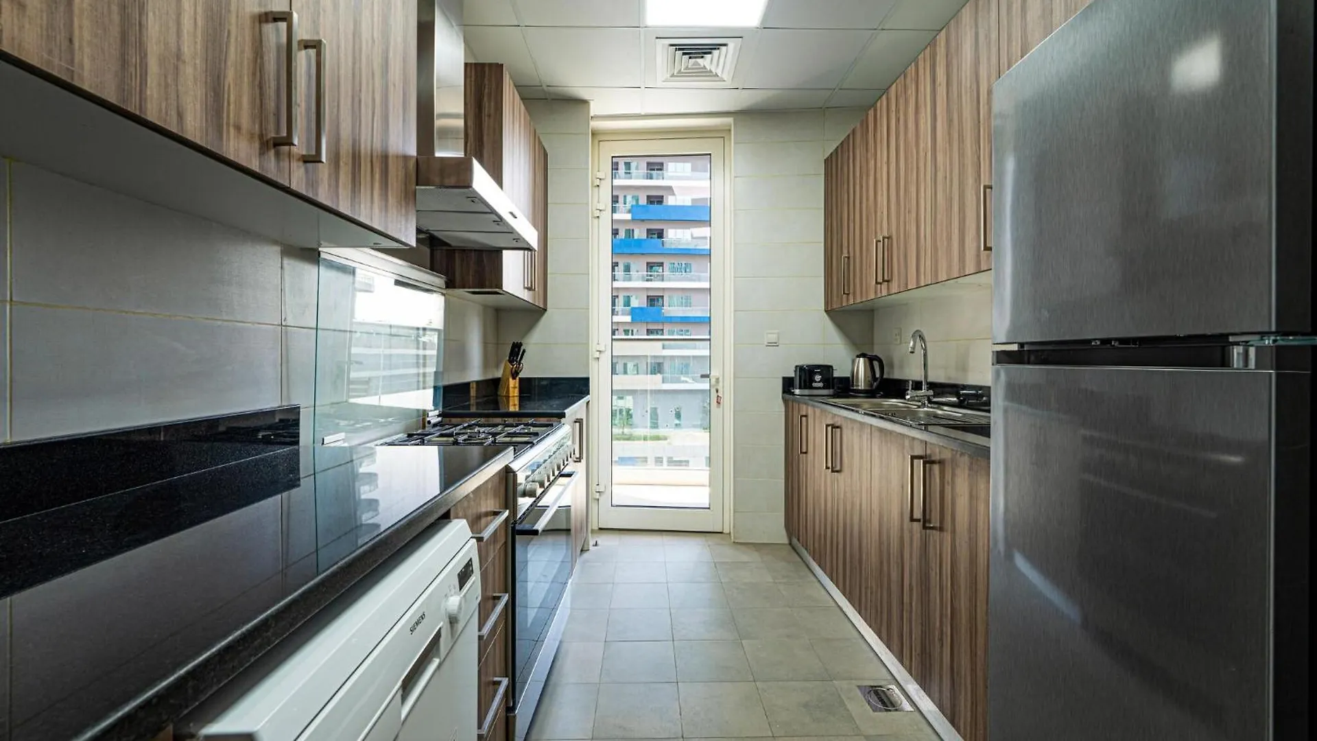 Luxe Apartments Near Dubai Mall Burj Khalifa Pool Gym Parking 0*,  Émirats arabes unis