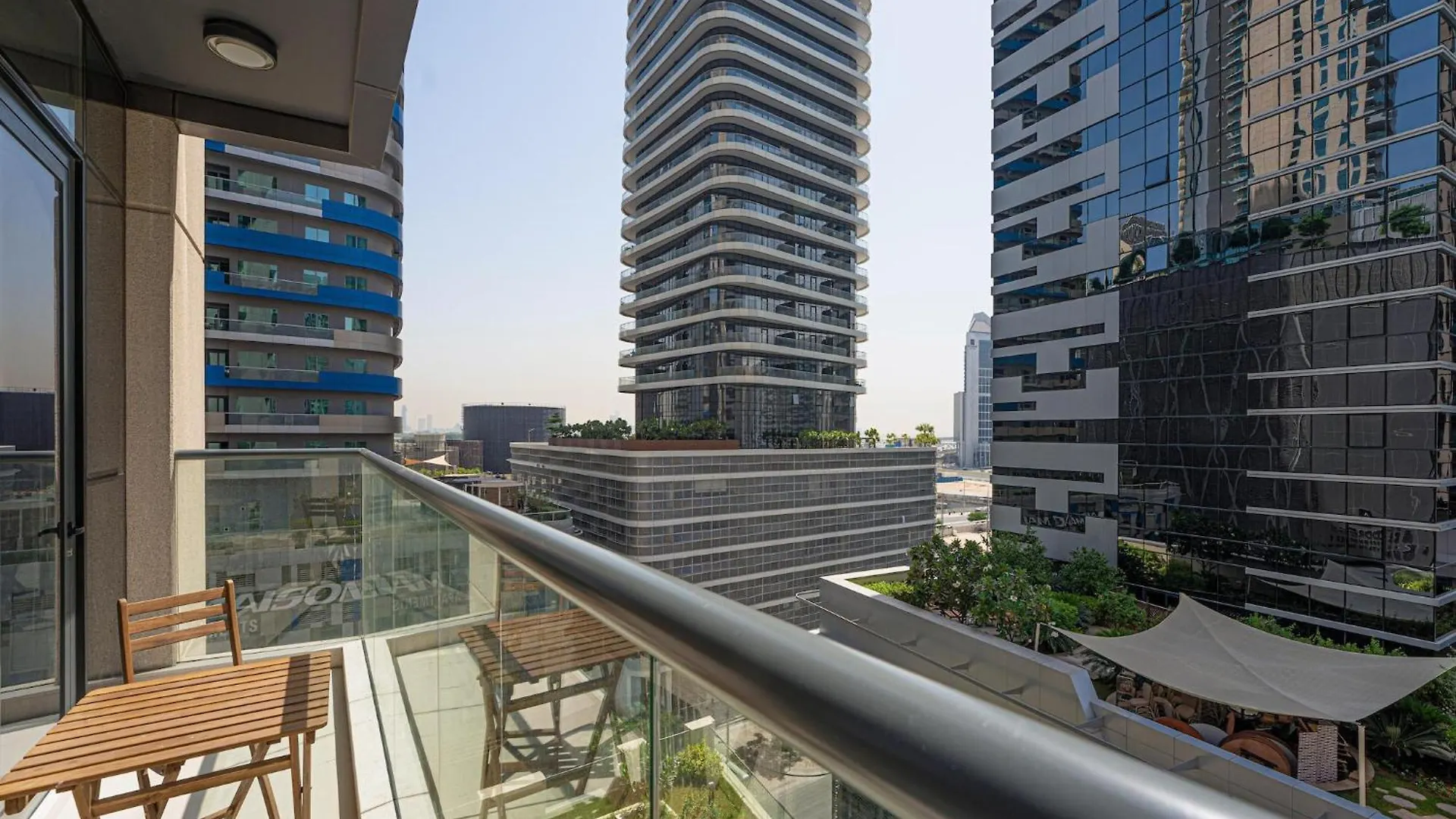 Luxe Apartments Near Dubai Mall Burj Khalifa Pool Gym Parking