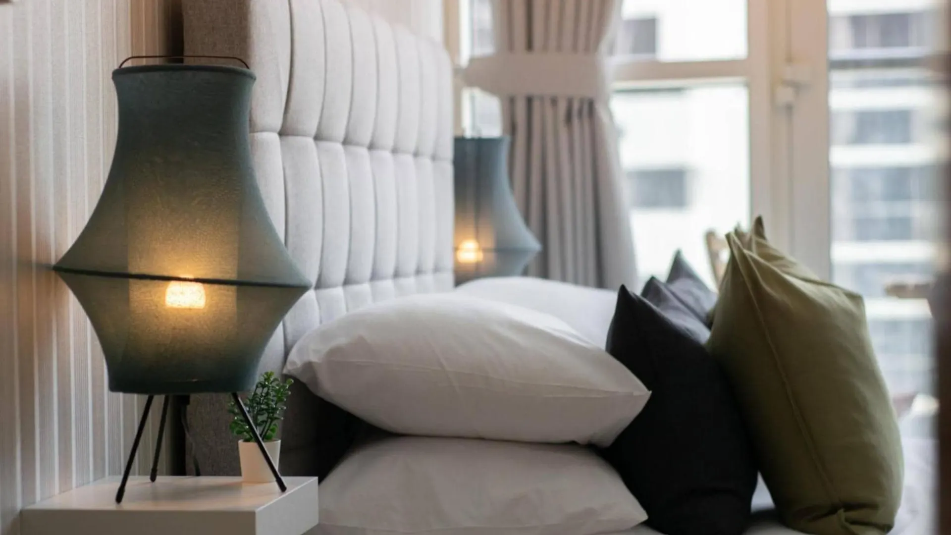 Luxe Apartments Near Dubai Mall Burj Khalifa Pool Gym Parking