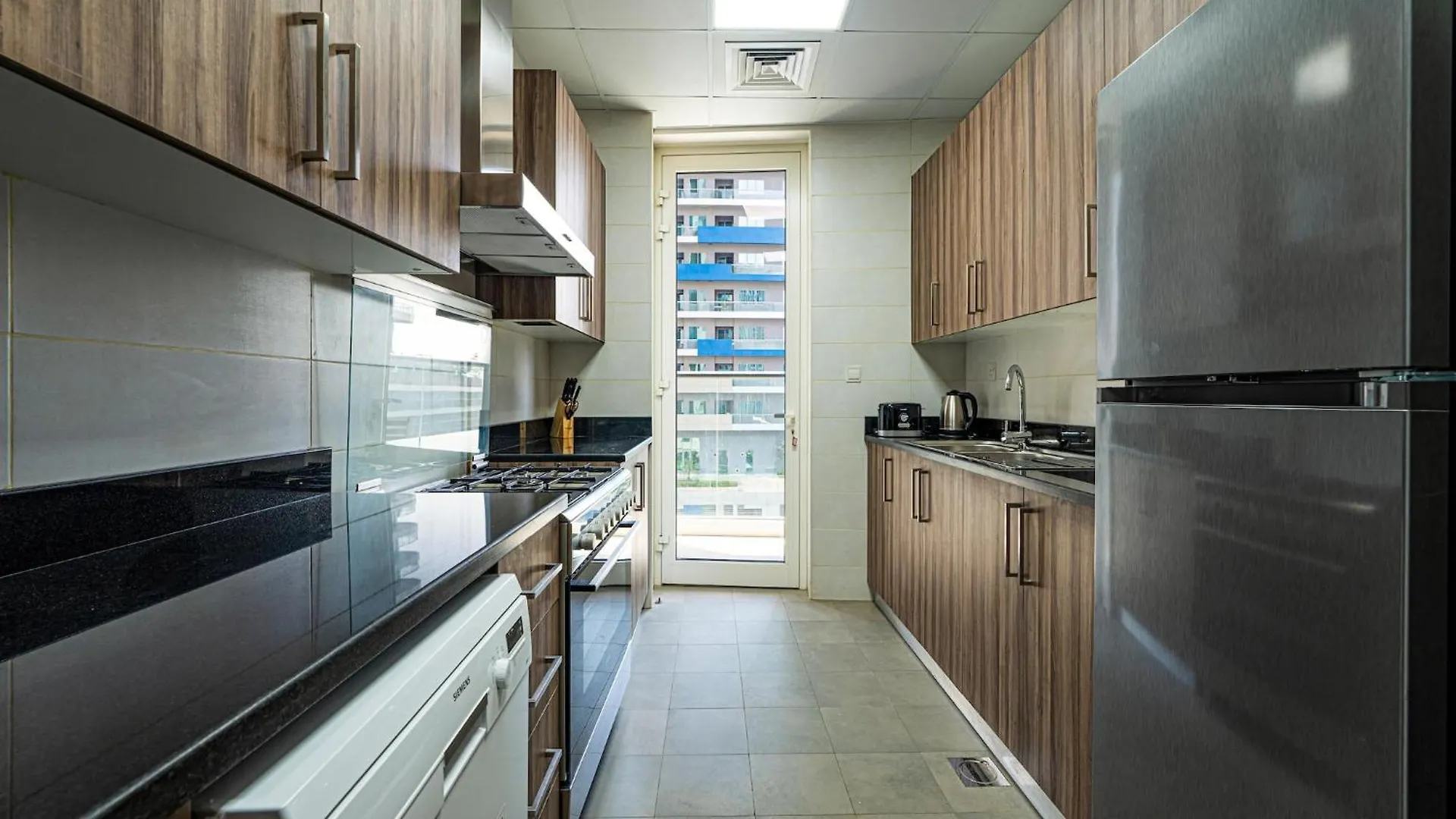 Luxe Apartments Near Dubai Mall Burj Khalifa Pool Gym Parking 0*,  Émirats arabes unis