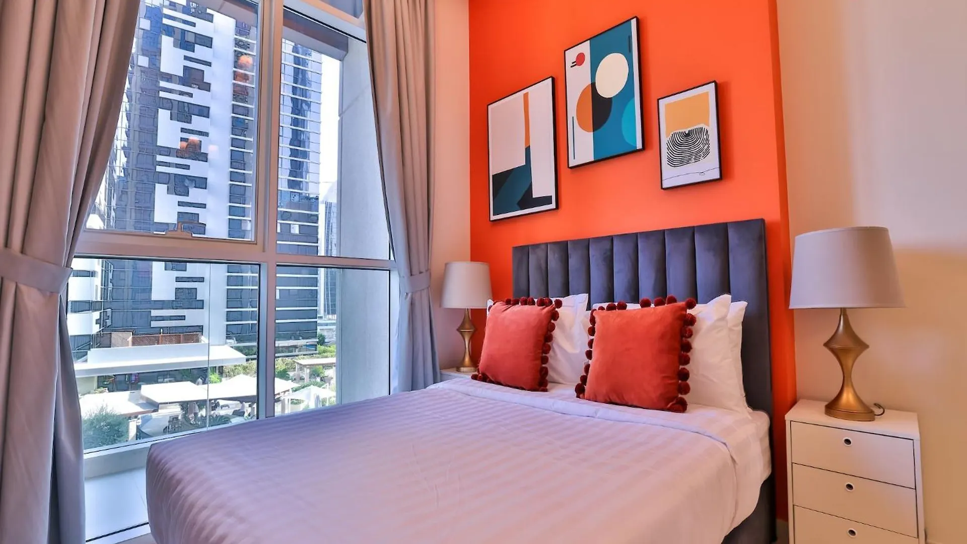 Luxe Apartments Near Dubai Mall Burj Khalifa Pool Gym Parking 0*,  Émirats arabes unis