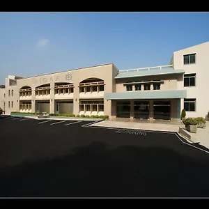 Liqaa 4*, بيروت لبنان
