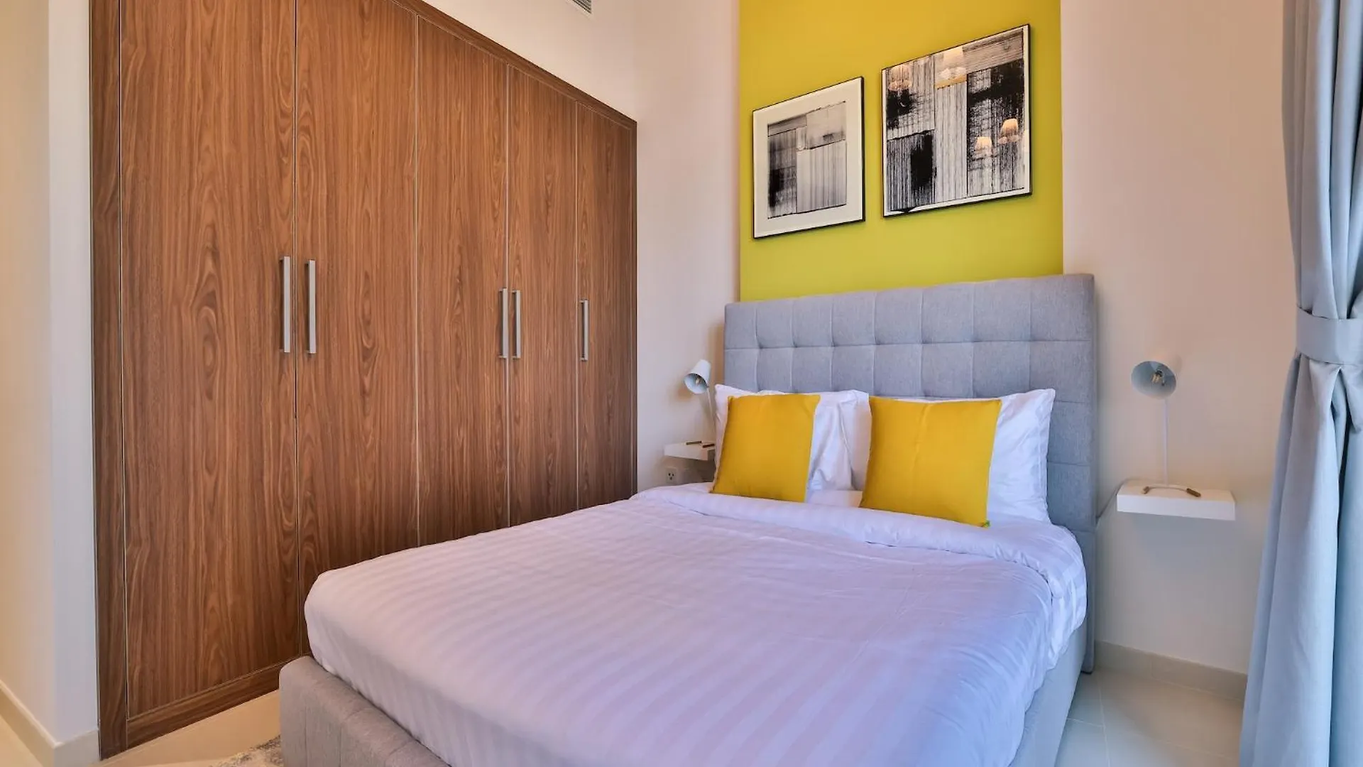 Luxe Apartments Near Dubai Mall Burj Khalifa Pool Gym Parking